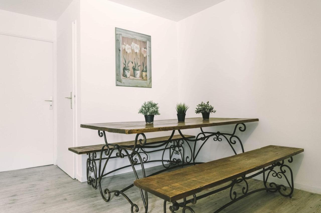 מאני-לה-הונגרה Luka'S Charming Apartment Near Disneyland מראה חיצוני תמונה